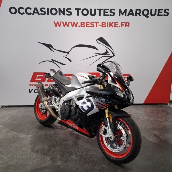 APRILIA RSV4